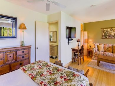 Wailea Two Bedroom Pacific Ocean Front Vacation Rental